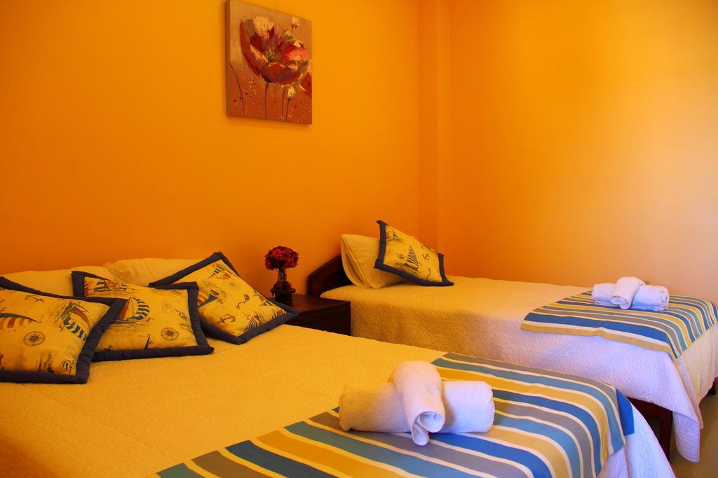 Hostal Duncan Puerto Ayora  Exterior foto